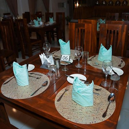 טרינקומאלה Jkab Park Hotel מראה חיצוני תמונה