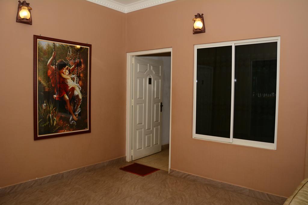 טרינקומאלה Jkab Park Hotel מראה חיצוני תמונה